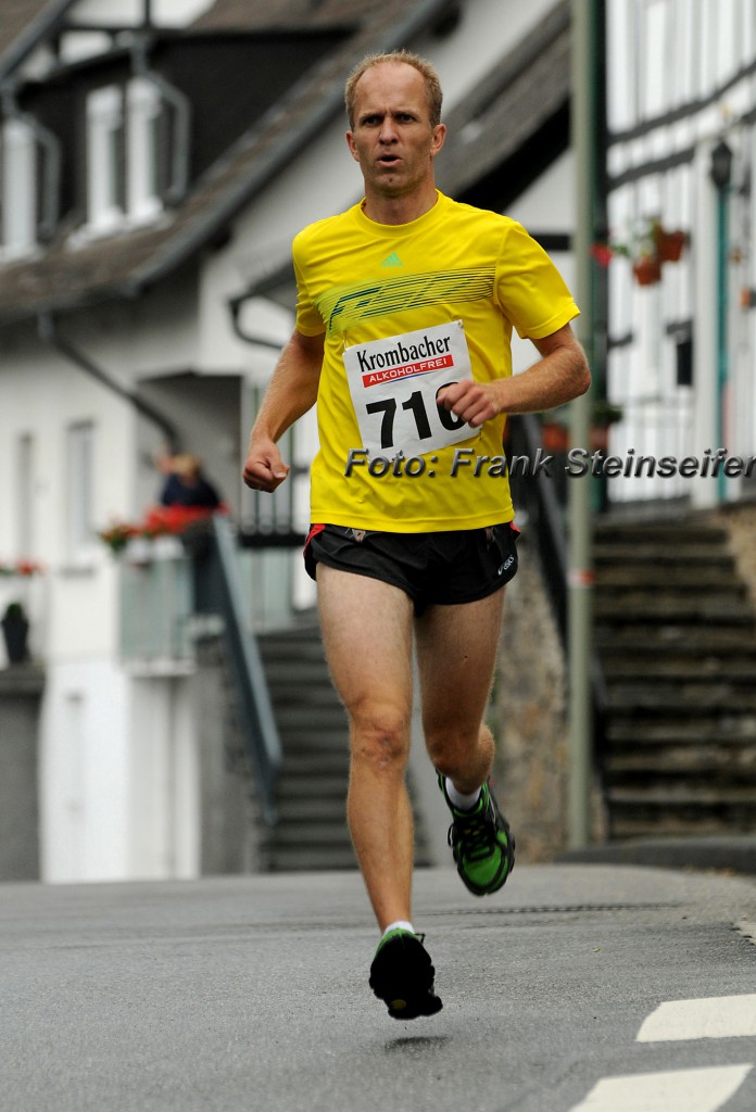 Foto 4245: Der Sieger des 5-Kilometer-Laufs Michael Gertz vom VfL Kirchen