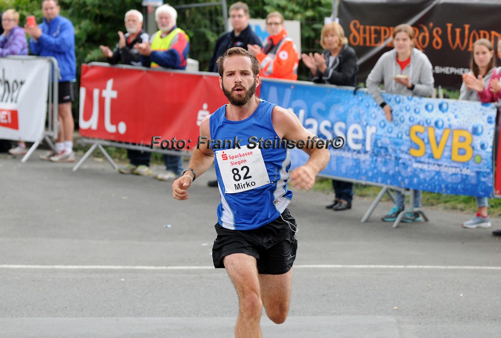Der Sieger im Marathonlauf: Mirko Redlich von Don Marathon Running in 2:58:49 Stunden.