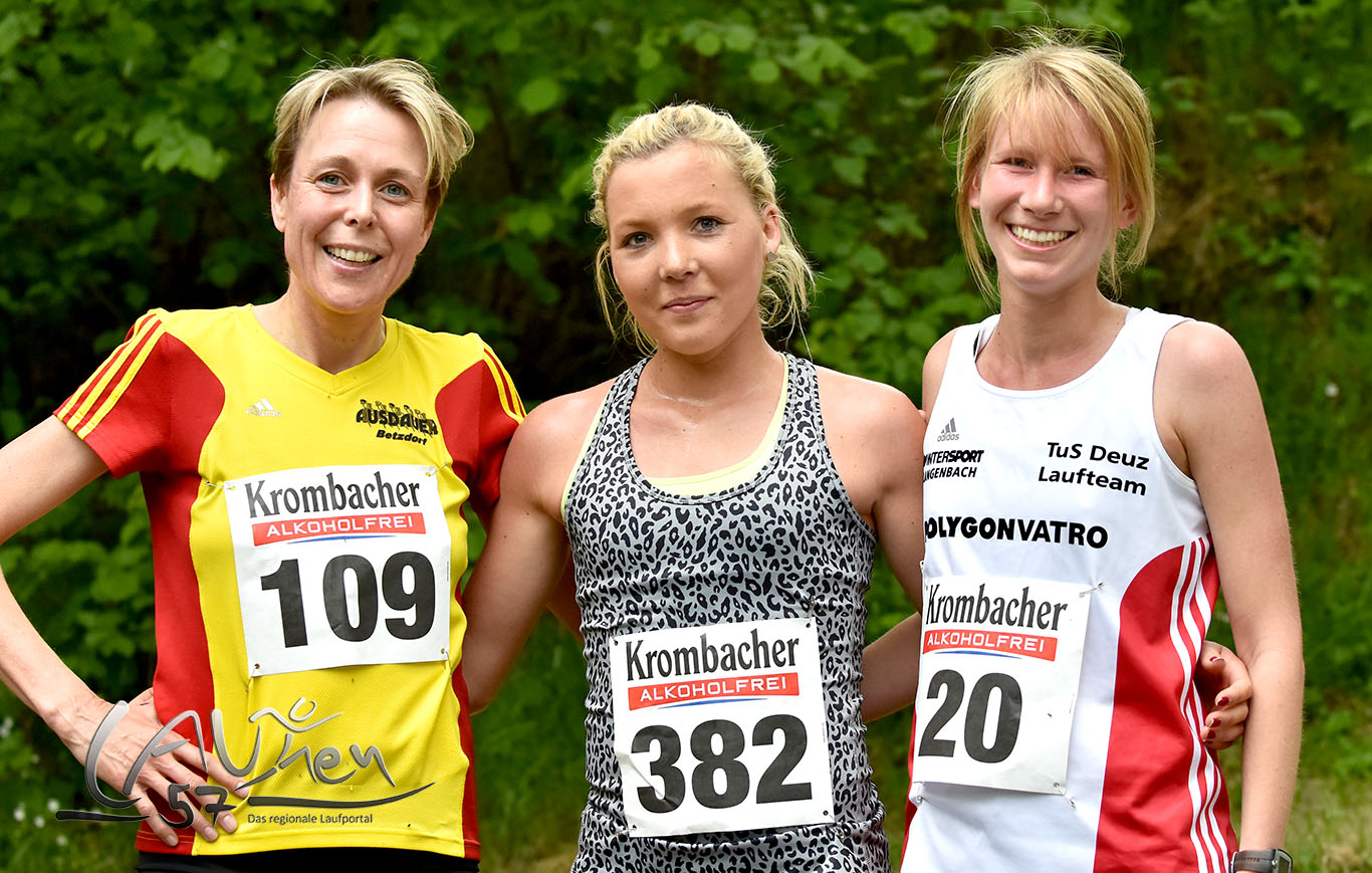 Die drei schnellsten Frauen beim 26. Deuzer Pfingstlauf (von links): Ramona Wied, Nina Stöcker und Rebekka Otterbach.