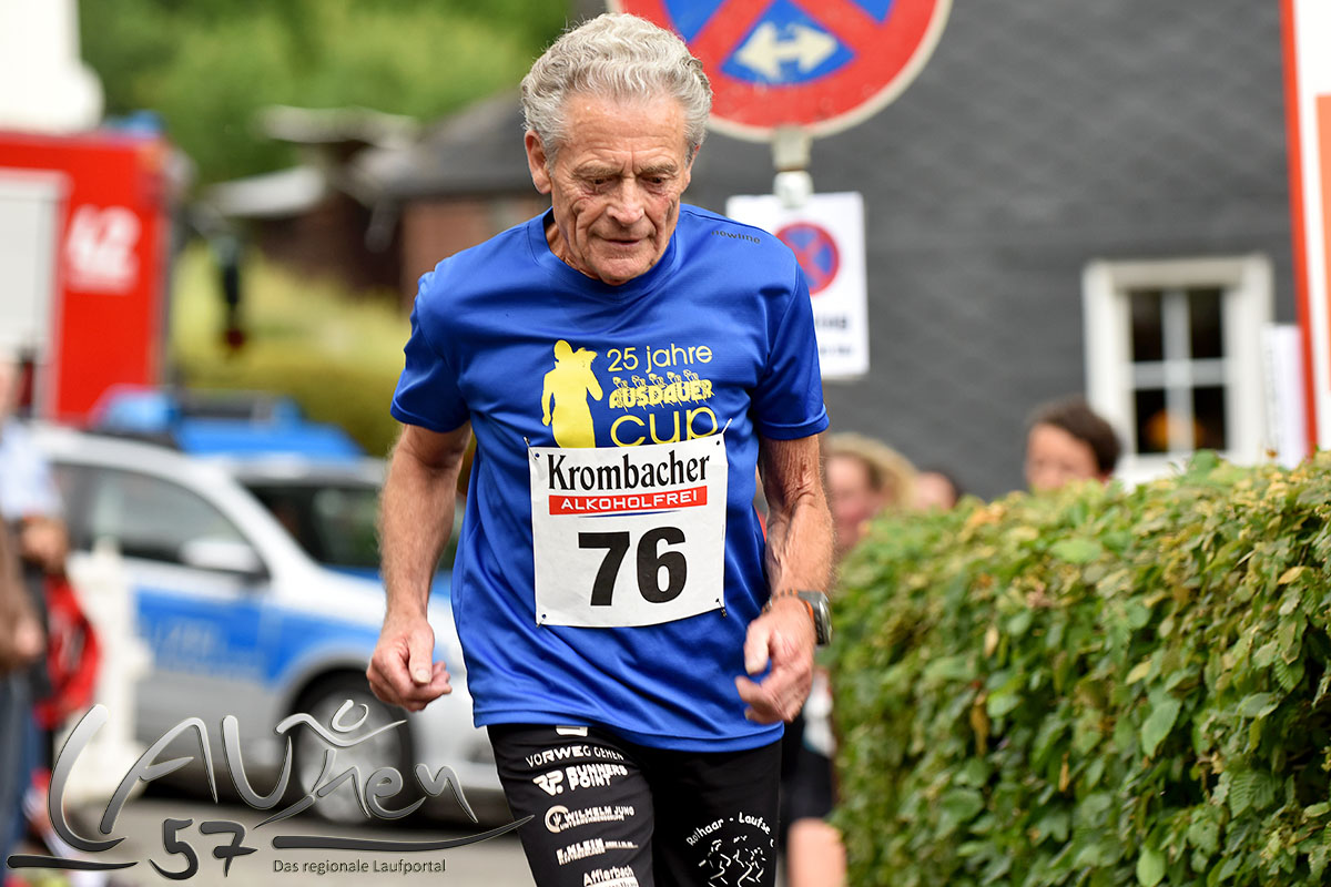 Werner Stöcker war beim Frankfurt Marathon der schnellste Läufer in der Klasse M75 – dennoch wurde er nicht Deutscher Meister. Sein Kontrahent