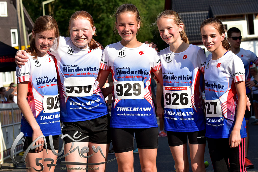 Die Nachwuchsläuferinnen des ASC Weißbachtal absolvierten einen Doppelstart: Erst die 1.000 Meter bei den Schülerinnen und dann noch die 5 Kilometer im Jedermannlauf als "Bonbon" obendrauf.