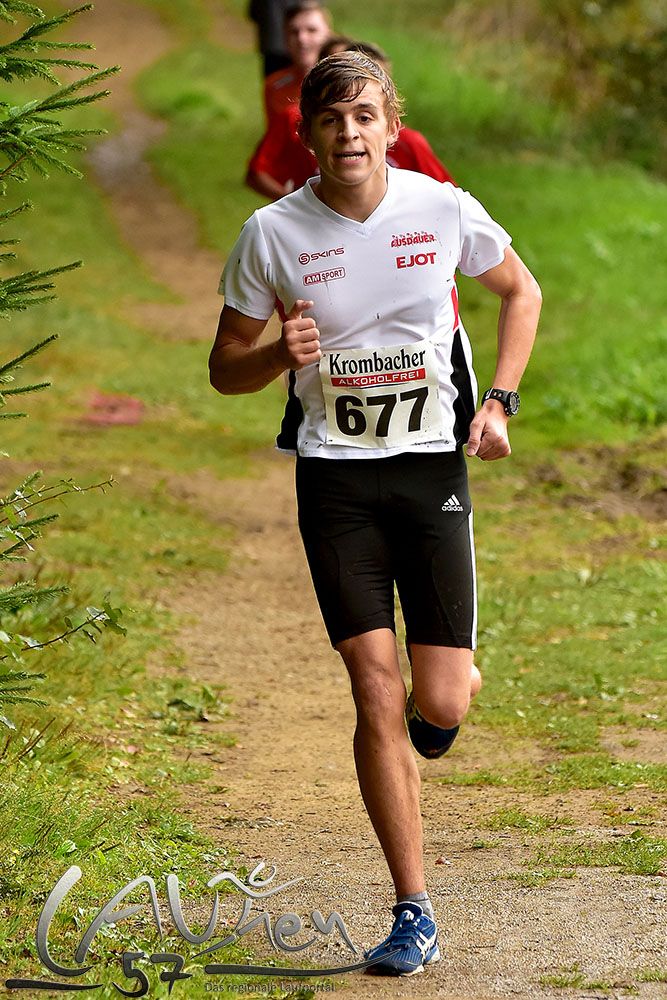 Jakob Steffe von der LG Kindelsberg Kreuztal gewann den Jedermannlauf über 5 Kilometer.