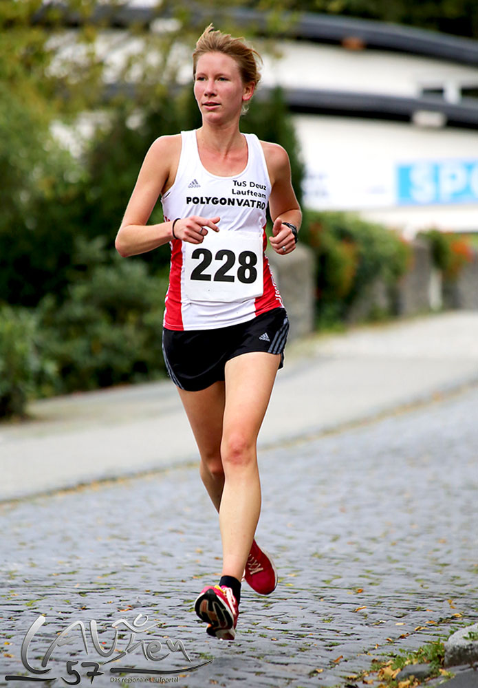 Rebekka Otterbach vom TuS Deuz belegte bei den Frauen den 5. Platz in 38:46 Minuten.