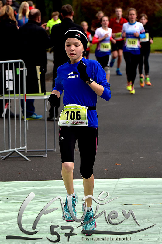 Die  schnellste Läuferin im Lauf der Schüler, Emily 