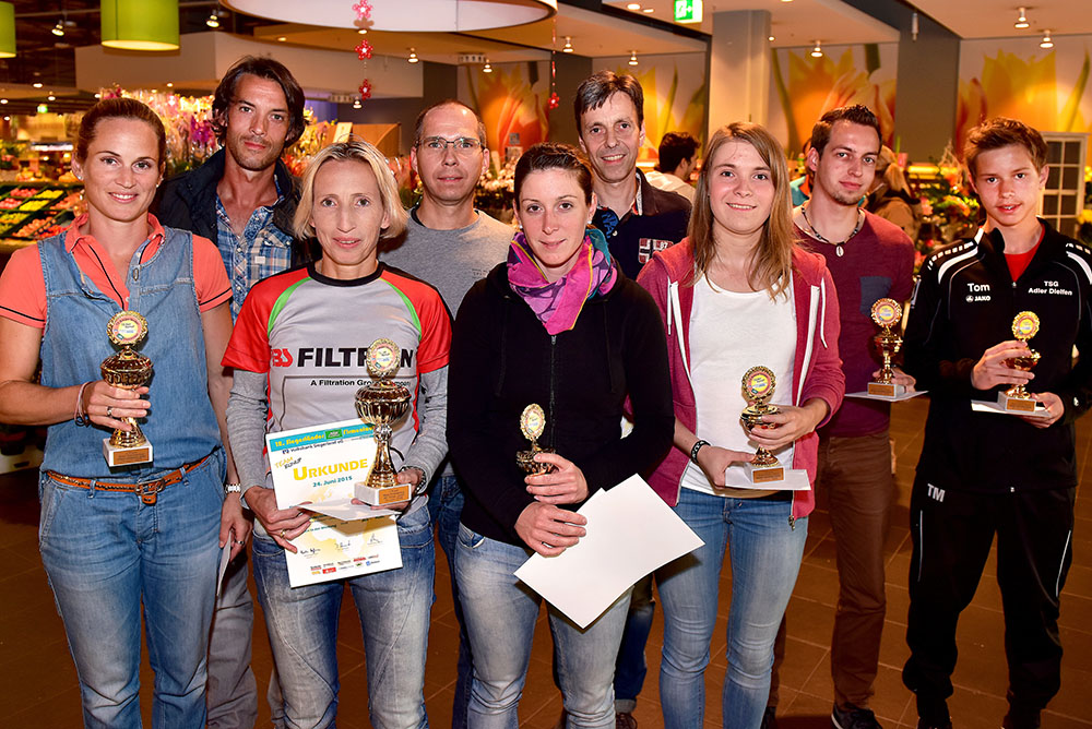 Die Sieger in der Mixed-Wertung beim 12. Siegerländer AOK-Firmenlauf.