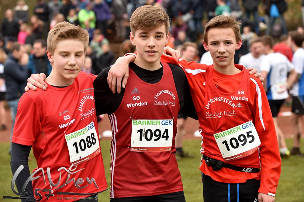 Die U18-Jugendmannschaft der SG Wenden mit (von links) Frederik Jonas Wehner, Daniel Trinkner und Maximilian Clemens.