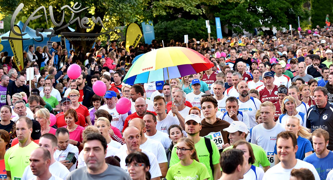 Eine bunte Läuferwelle schwappte in die Siegener Innenstadt. Insgesamt 9.000 Teilnehmer zählten die Organisatoren des 13. Siegerländer AOK-Firmenlaufs. Rekord! 