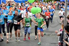 13. Siegerländer AOK-Firmenlauf am 5. Juli 2016 mit Start und Ziel auf dem Bismarckplatz